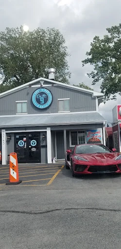 On The 9 Sports Bar and Grill photo 8